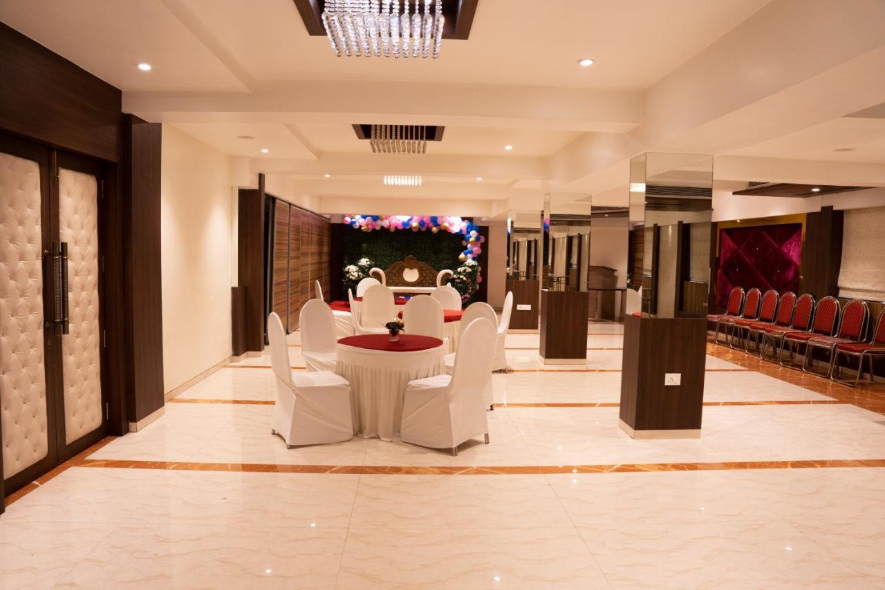 Gold Crest Business Hotel Navi Mumbai Ngoại thất bức ảnh