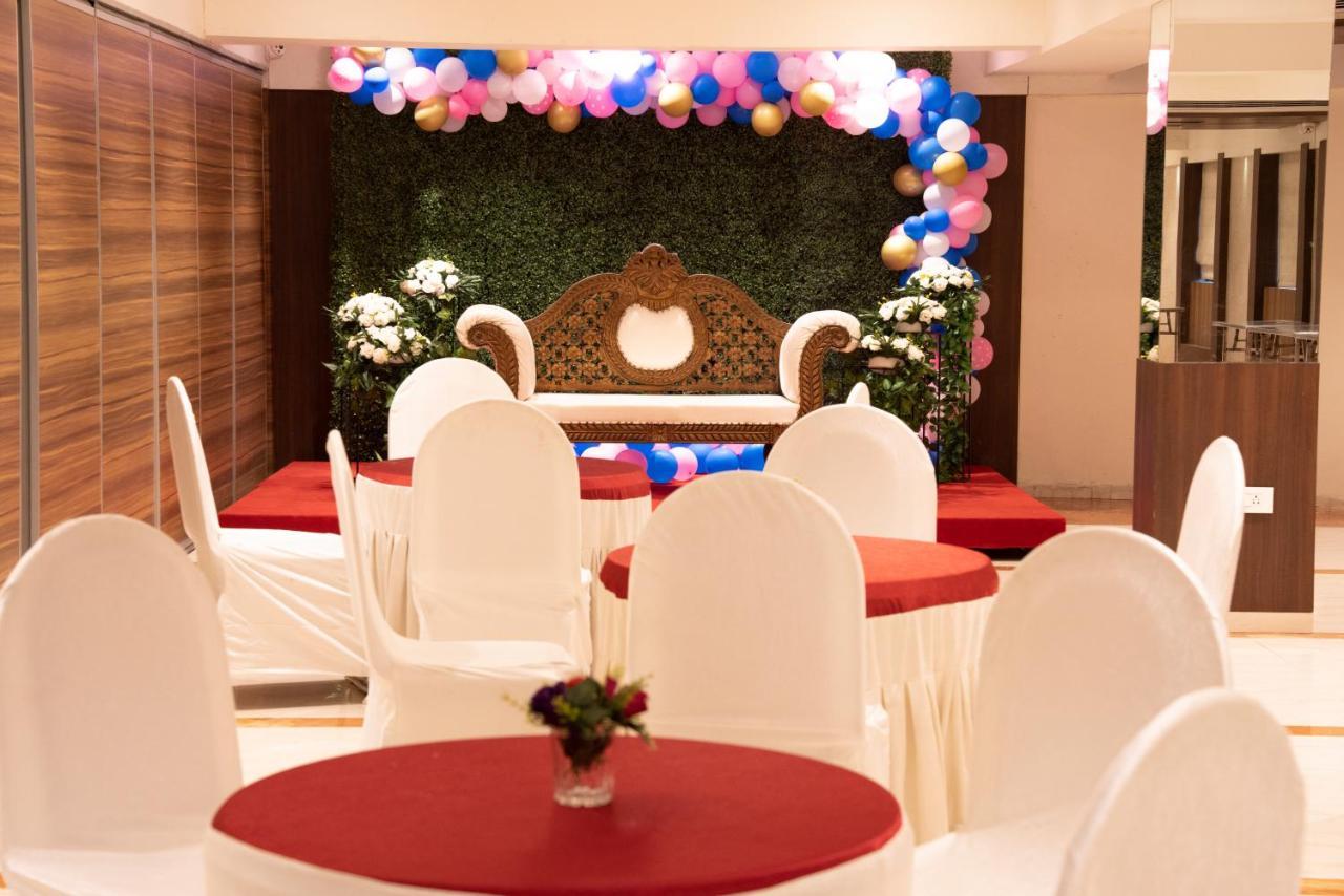 Gold Crest Business Hotel Navi Mumbai Ngoại thất bức ảnh