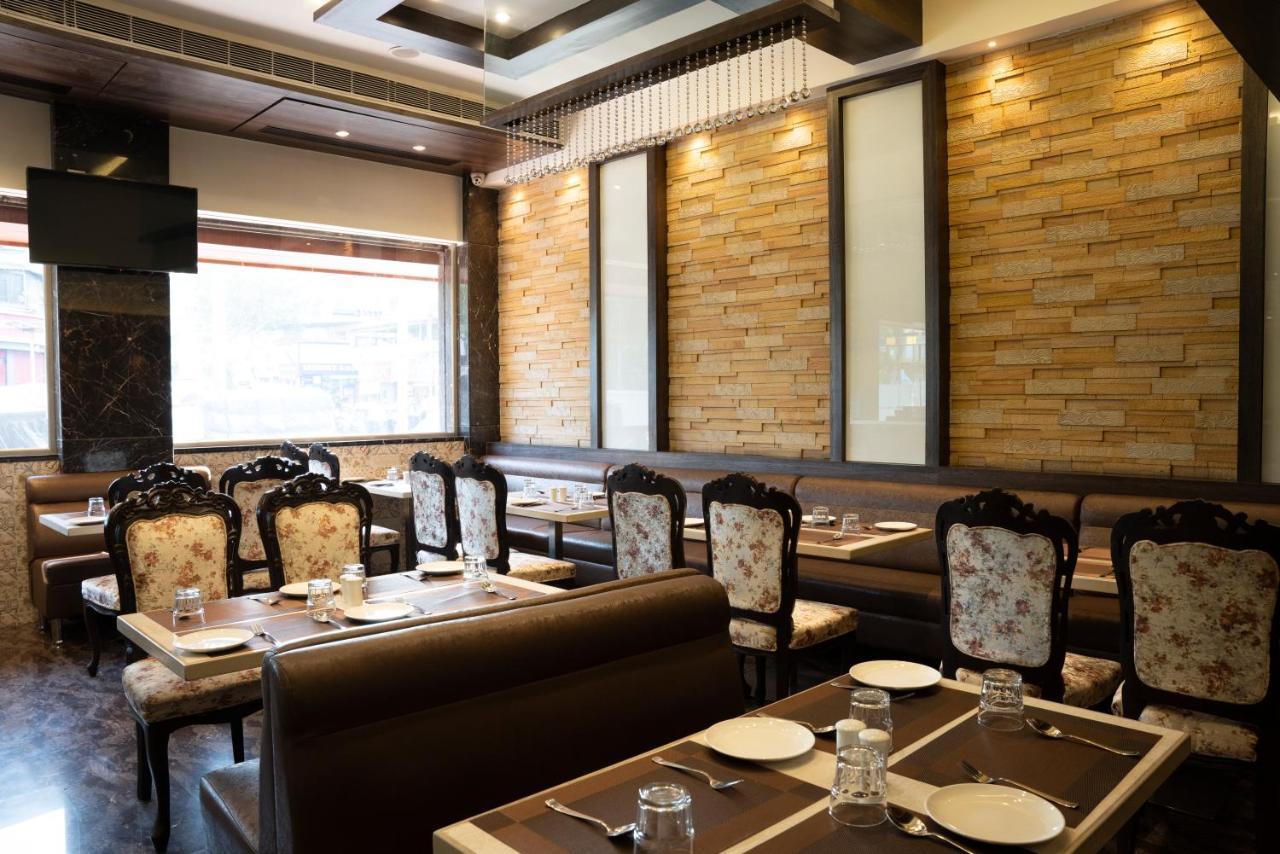 Gold Crest Business Hotel Navi Mumbai Ngoại thất bức ảnh