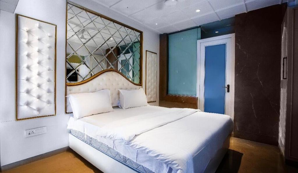 Gold Crest Business Hotel Navi Mumbai Ngoại thất bức ảnh